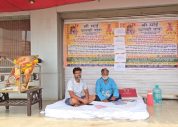 “पंतप्रधान मोदी शिर्डीत येईपर्यंत अन्न घेणार नाही”; साई पालखीला खांदा मिळण्यासाठी ६५ वर्षीय भक्ताचे उपोषण