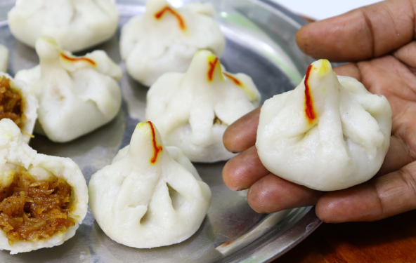 बाप्पाच्या स्वागताला ‘मोदक महोत्सव २०२६’ सज्ज; घरबसल्या मागवा स्वादिष्ट मोदक!