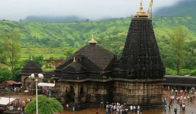त्र्यंबकेश्वर मंदिराचे दर्शन ६० दिवस बंद राहणार; भाविकांसाठी महत्त्वाची अपडेट